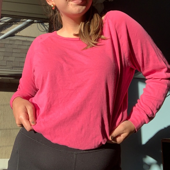 TNA pink oversized sweater - Picture 2 of 3